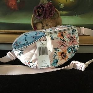 NWT Vera Bradley FRID quilted Belt Bag Crossbody bag Peach Blossom Bouquet A